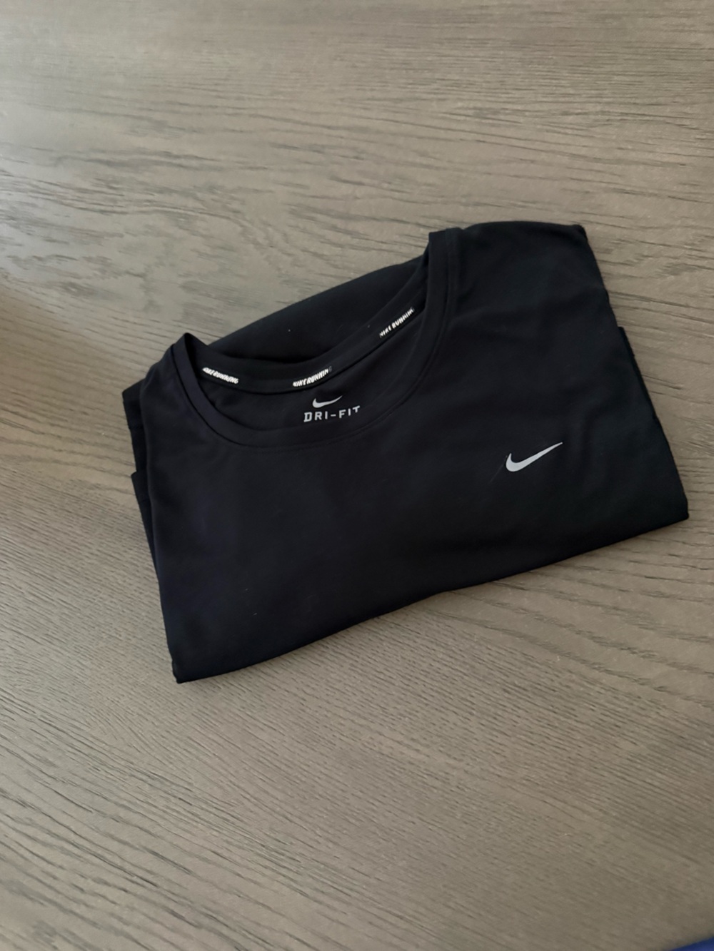 Nike Women’s Miler Black Dri-FIT Short Sleeve Tee-Size 2x